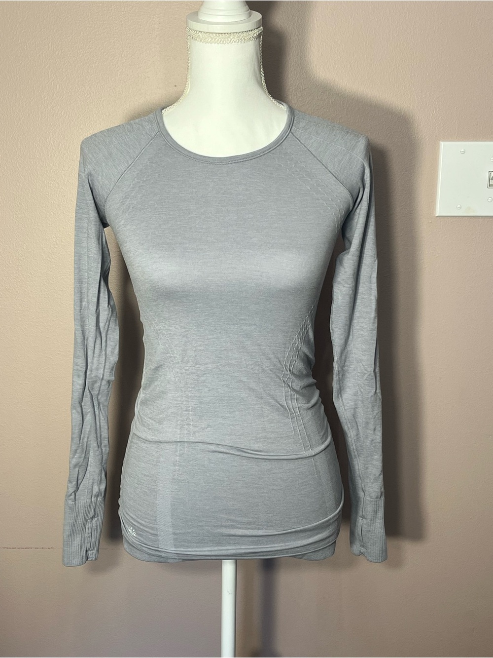 Athleta Light Gray Long-Sleeve Performance Running Tee